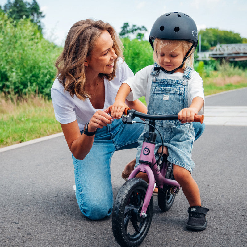 MoMi Mimi Helmet Mat Black