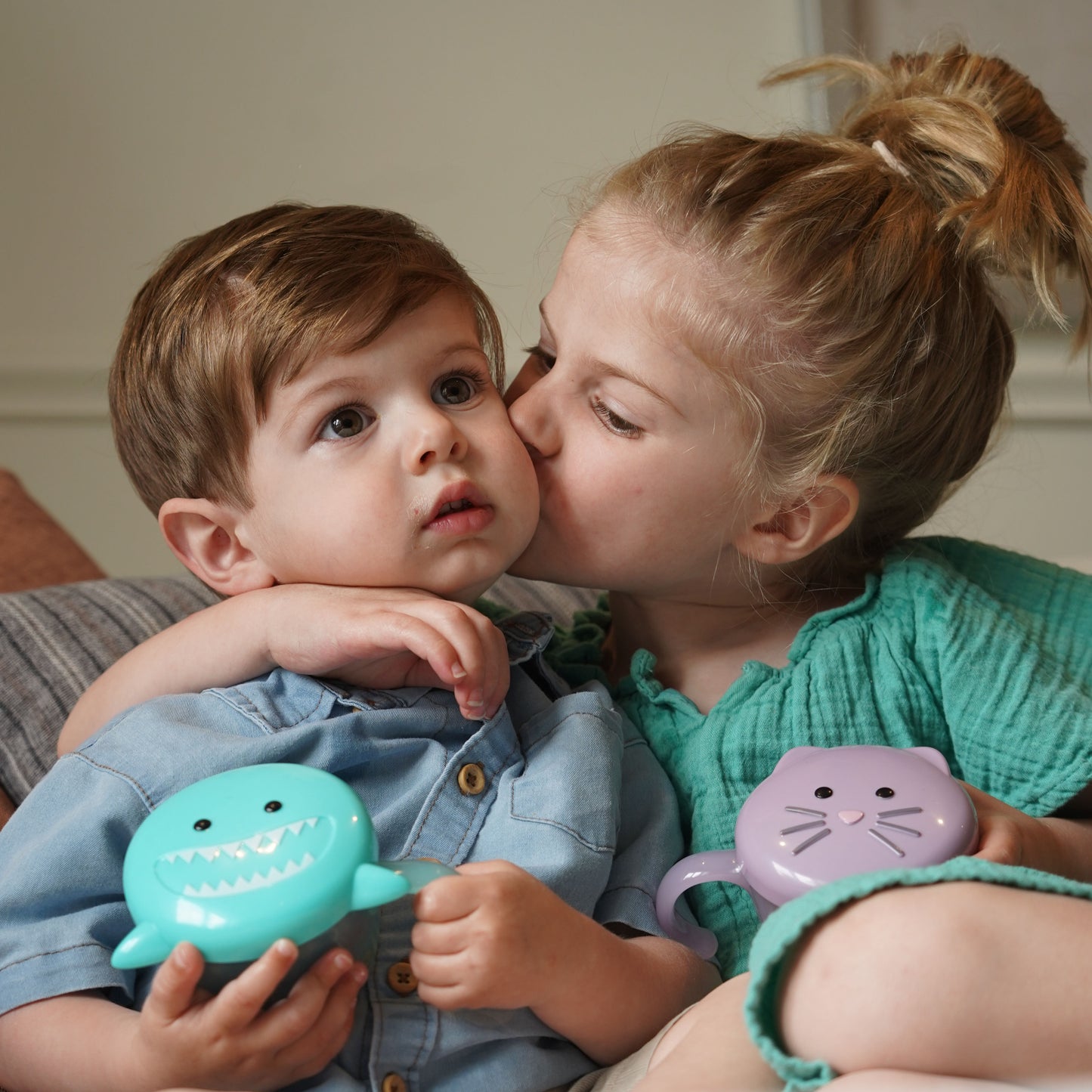 melii Snack Container for Kids - Purple Cat Design Mess Free, Adaptable, and Easy to Hold with Removable Finger Trap - Perfect for Independent Snacking, Travel - BPA Free and Dishwasher Safe