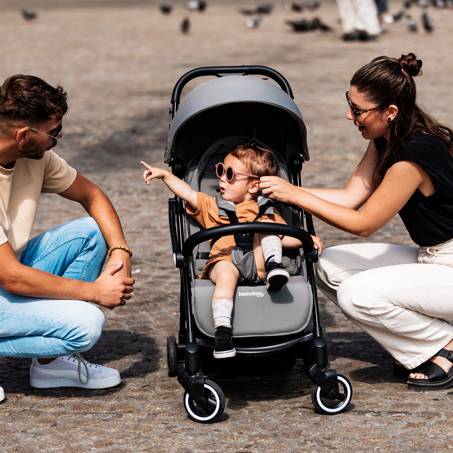 Hamilton by Yoop Everyday Stroller – Quick Fold & Cabin-Size, Autofold System (Black)