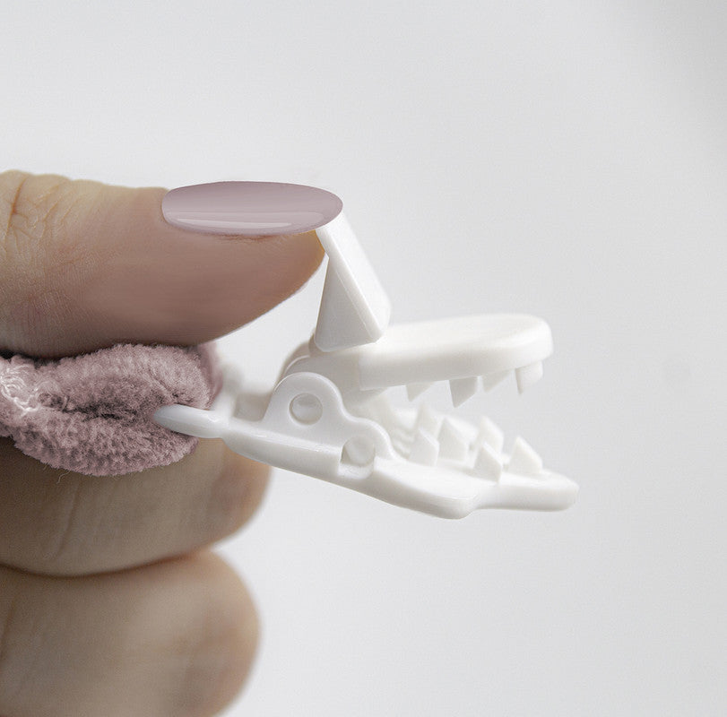 Babyjem Pacifier Heart Holder, Newborn, Pink, 0 Months+