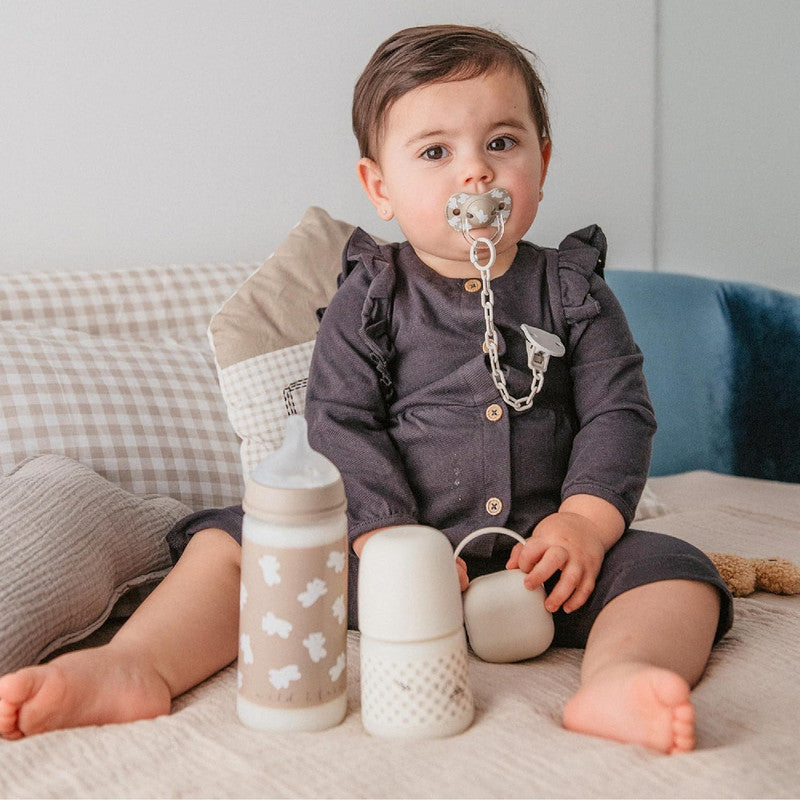 Suavinex, Pacifier Clip, Cadena Chupete Bebé, Sujeta - Clip con Pinza, Placa con Forma de Osito. Para Bebés +0 Meses, Apto Recién Nacido, Wild&Free Beige