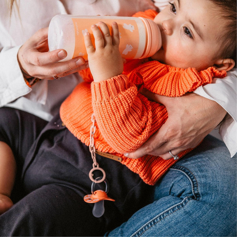 Suavinex, Pacifier Clip, Cadena Chupete Bebé, Sujeta - Clip con Pinza, Placa con Forma de Osito. Para Bebés +0 Meses, Apto Recién Nacido, Wild&Free Pink