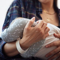 BABYJEM BREASTFEEDING PILLOW GREY FLOWER_3